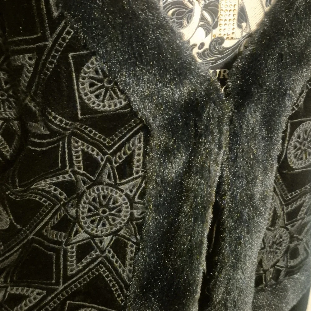 Johnny Was Black Faux Fur Silk Vest XL Star Pattern Softest Fur Lined GORGEOUS! - Picture 7 of 11